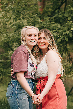 Maddy B Spring - Class of 2022 - IMG_3922 - May 26, 2022 - ©Radiant Photography by Selina - Selina Gilchrist