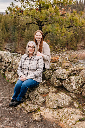 Barb S Family - 12-08-2024 - AW2A7528 - ©Selina Gilchrist