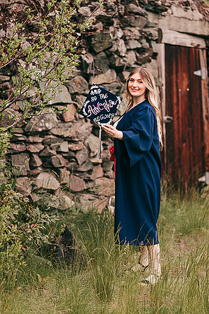 Maddy B Spring - Class of 2022 - IMG_3791 - May 26, 2022 - ©Radiant Photography by Selina - Selina Gilchrist