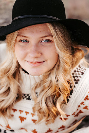 Natalie D - Class of 2023 - Mirabeau Point Park - IMG_0104 - October 15, 2022 - ©Radiant Photography by Selina - Selina Gilchrist