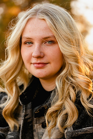 Natalie D - Class of 2023 - Mirabeau Point Park - IMG_0138 - October 15, 2022 - ©Radiant Photography by Selina - Selina Gilchrist