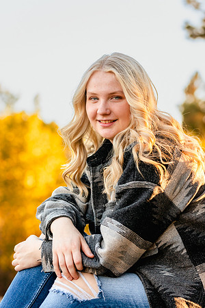 Natalie D - Class of 2023 - Mirabeau Point Park - IMG_0143 - October 15, 2022 - ©Radiant Photography by Selina - Selina Gilchrist