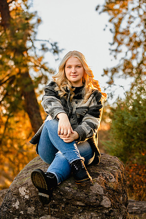 Natalie D - Class of 2023 - Mirabeau Point Park - IMG_0148 - October 15, 2022 - ©Radiant Photography by Selina - Selina Gilchrist
