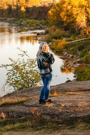 Natalie D - Class of 2023 - Mirabeau Point Park - IMG_0171 - October 15, 2022 - ©Radiant Photography by Selina - Selina Gilchrist