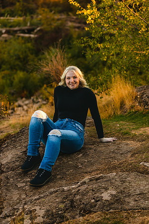 Natalie D - Class of 2023 - Mirabeau Point Park - IMG_0209 - October 15, 2022 - ©Radiant Photography by Selina - Selina Gilchrist