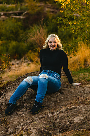 Natalie D - Class of 2023 - Mirabeau Point Park - IMG_0205 - October 15, 2022 - ©Radiant Photography by Selina - Selina Gilchrist
