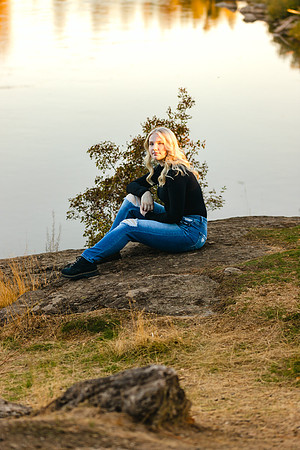 Natalie D - Class of 2023 - Mirabeau Point Park - IMG_0225 - October 15, 2022 - ©Radiant Photography by Selina - Selina Gilchrist