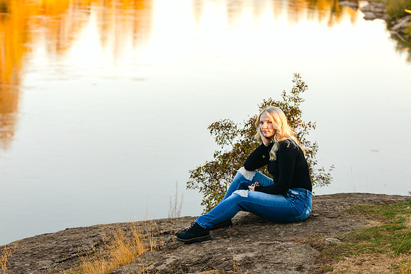 Natalie D - Class of 2023 - Mirabeau Point Park - IMG_0232 - October 15, 2022 - ©Radiant Photography by Selina - Selina Gilchrist