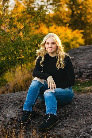 Natalie D - Class of 2023 - Mirabeau Point Park - IMG_0241 - October 15, 2022 - ©Radiant Photography by Selina - Selina Gilchrist