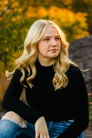 Natalie D - Class of 2023 - Mirabeau Point Park - IMG_0258 - October 15, 2022 - ©Radiant Photography by Selina - Selina Gilchrist