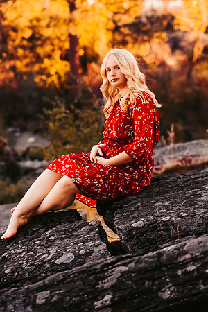 Natalie D - Class of 2023 - Mirabeau Point Park - IMG_0310 - October 15, 2022 - ©Radiant Photography by Selina - Selina Gilchrist