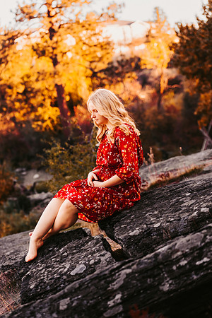 Natalie D - Class of 2023 - Mirabeau Point Park - IMG_0309 - October 15, 2022 - ©Radiant Photography by Selina - Selina Gilchrist