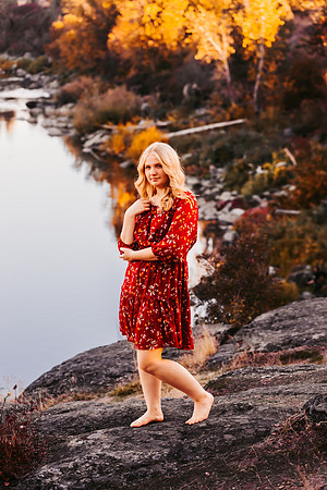 Natalie D - Class of 2023 - Mirabeau Point Park - IMG_0328 - October 15, 2022 - ©Radiant Photography by Selina - Selina Gilchrist