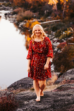 Natalie D - Class of 2023 - Mirabeau Point Park - IMG_0336 - October 15, 2022 - ©Radiant Photography by Selina - Selina Gilchrist