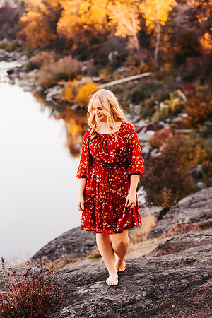Natalie D - Class of 2023 - Mirabeau Point Park - IMG_0334 - October 15, 2022 - ©Radiant Photography by Selina - Selina Gilchrist
