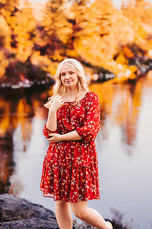 Natalie D - Class of 2023 - Mirabeau Point Park - IMG_0351 - October 15, 2022 - ©Radiant Photography by Selina - Selina Gilchrist