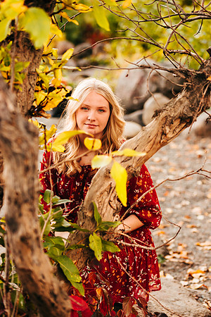 Natalie D - Class of 2023 - Mirabeau Point Park - IMG_0386 - October 15, 2022 - ©Radiant Photography by Selina - Selina Gilchrist