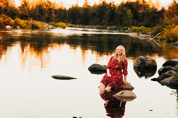 Natalie D - Class of 2023 - Mirabeau Point Park - IMG_0472 - October 15, 2022 - ©Radiant Photography by Selina - Selina Gilchrist