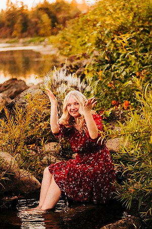 Natalie D - Class of 2023 - Mirabeau Point Park - IMG_0587 - October 15, 2022 - ©Radiant Photography by Selina - Selina Gilchrist