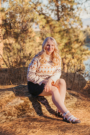 Natalie D - Class of 2023 - Mirabeau Point Park - IMG_9934 - October 15, 2022 - ©Radiant Photography by Selina - Selina Gilchrist
