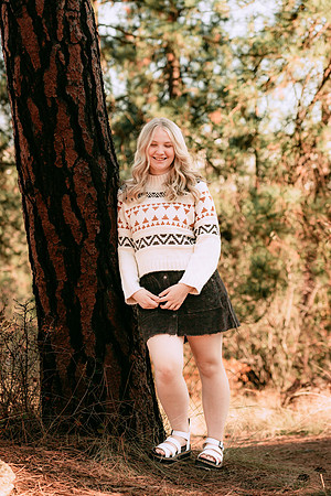 Natalie D - Class of 2023 - Mirabeau Point Park - IMG_9952 - October 15, 2022 - ©Radiant Photography by Selina - Selina Gilchrist