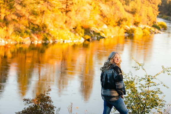 Natalie D - Class of 2023 - Mirabeau Point Park - IMG_0182 - October 15, 2022 - ©Radiant Photography by Selina - Selina Gilchrist