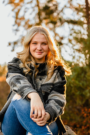 Natalie D - Class of 2023 - Mirabeau Point Park - IMG_0152 - October 15, 2022 - ©Radiant Photography by Selina - Selina Gilchrist