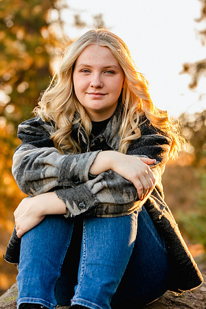 Natalie D - Class of 2023 - Mirabeau Point Park - IMG_0155 - October 15, 2022 - ©Radiant Photography by Selina - Selina Gilchrist