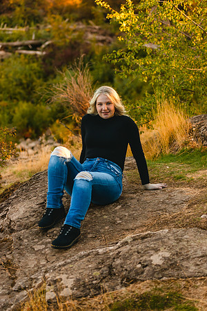 Natalie D - Class of 2023 - Mirabeau Point Park - IMG_0207 - October 15, 2022 - ©Radiant Photography by Selina - Selina Gilchrist