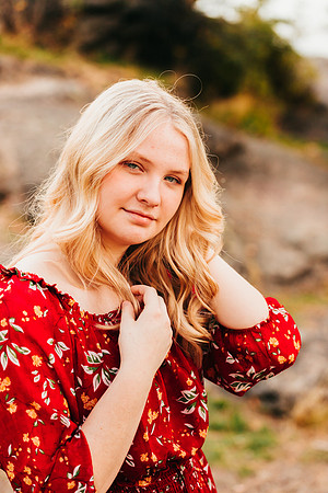 Natalie D - Class of 2023 - Mirabeau Point Park - IMG_0383 - October 15, 2022 - ©Radiant Photography by Selina - Selina Gilchrist