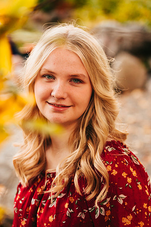 Natalie D - Class of 2023 - Mirabeau Point Park - IMG_0391 - October 15, 2022 - ©Radiant Photography by Selina - Selina Gilchrist