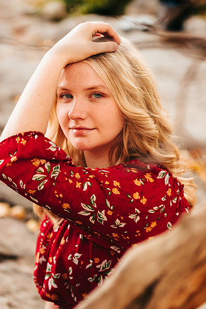 Natalie D - Class of 2023 - Mirabeau Point Park - IMG_0405 - October 15, 2022 - ©Radiant Photography by Selina - Selina Gilchrist