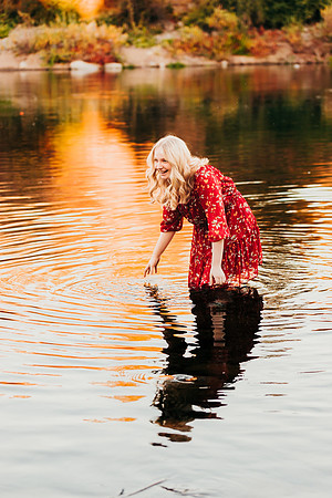 Natalie D - Class of 2023 - Mirabeau Point Park - IMG_0418 - October 15, 2022 - ©Radiant Photography by Selina - Selina Gilchrist