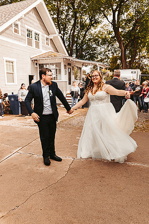 Brittany & Daren Wedding - reception -IMG_5166 - June 04, 2022 - ©Radiant Photography by Selina - Selina Gilchrist