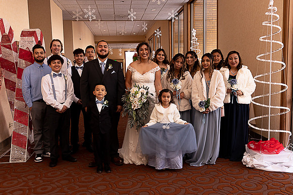 Evette & Martin Wedding - IMG_9854 - December 31, 2021 - ©Radiant Photography by Selina - Selina Gilchrist 509-270-9015-www.RadiantPhotographyBySelina.com