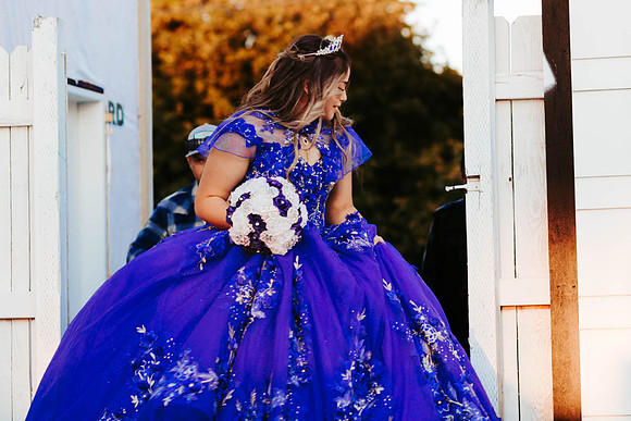 Bria - Quinceaneera - IMG_6842 - September 24, 2022 - Radiant Photography by Selina - Selina Gilchrist