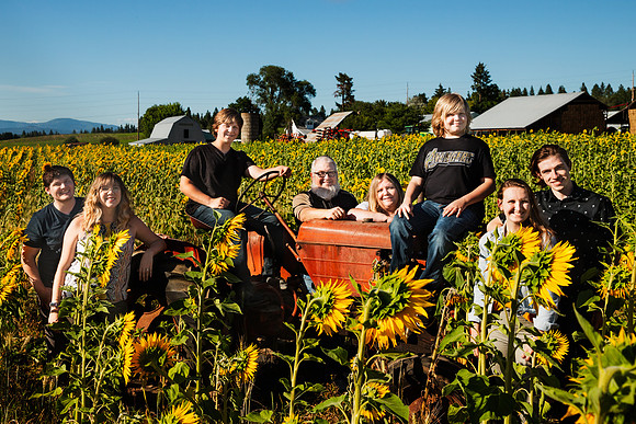IMG_7835-Edit Megan & Family - Half Moon Blooms July 25, 2020 Radiant Photography by Selina - Selina Gilchrist