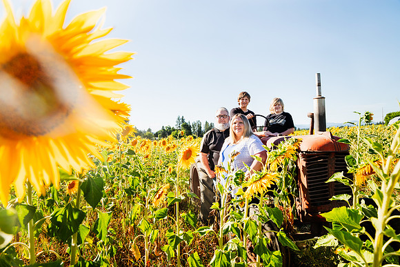 IMG_7876-Edit Megan & Family - Half Moon Blooms July 25, 2020 Radiant Photography by Selina - Selina Gilchrist