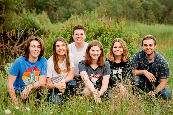 IMG_3621 Sara & family - June 15, 2021 - Radiant Photography by Selina - Selina Gilchrist