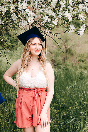 Maddy B Spring - Class of 2022 - IMG_3631 - May 26, 2022 - ©Radiant Photography by Selina - Selina Gilchrist