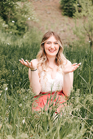 Maddy B Spring - Class of 2022 - IMG_3744 - May 26, 2022 - ©Radiant Photography by Selina - Selina Gilchrist