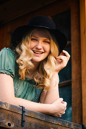 Natalie D - Class of 2023 -IMG_6316 - September 05, 2022 - Radiant Photography by Selina - Selina Gilchrist