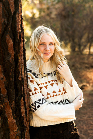 Natalie D - Class of 2023 -IMG_9977 - October 15, 2022 - Radiant Photography by Selina - Selina Gilchrist