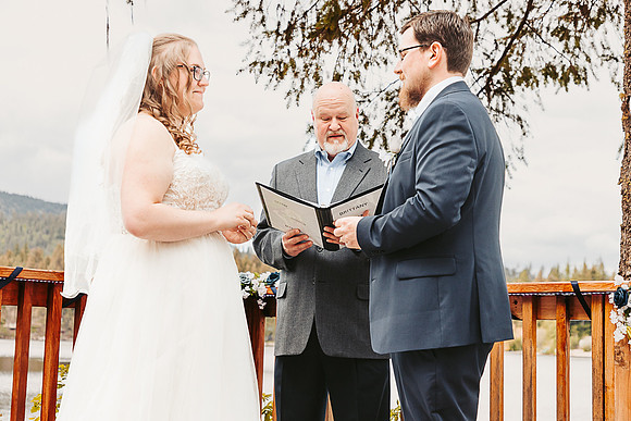 Brittany & Daren Wedding - Sacheen Lake -IMG_4508 - May 28, 2022 - ©Radiant Photography by Selina - Selina Gilchrist