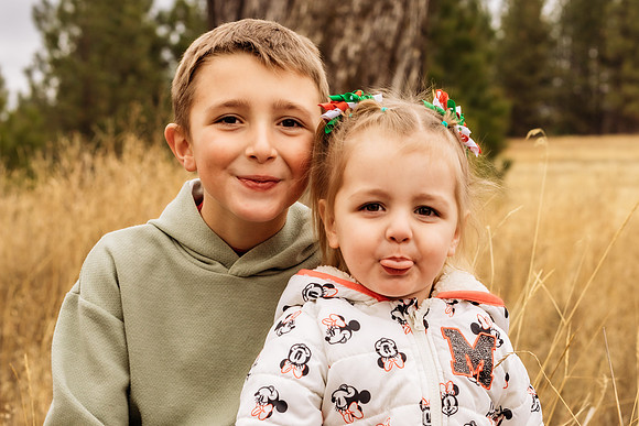 Darcy M & family 11-16-24 - AW2A1386 - ©Selina Gilchrist
