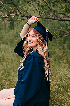 Maddy B Spring - Class of 2022 - IMG_3556 - May 26, 2022 - ©Radiant Photography by Selina - Selina Gilchrist