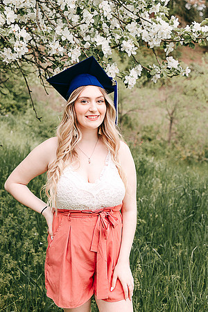 Maddy B Spring - Class of 2022 - IMG_3641 - May 26, 2022 - ©Radiant Photography by Selina - Selina Gilchrist