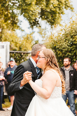 Brittany & Daren Wedding - reception -IMG_5224 - June 04, 2022 - ©Radiant Photography by Selina - Selina Gilchrist