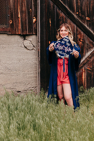 Maddy B Spring - Class of 2022 - IMG_3268 - May 26, 2022 - ©Radiant Photography by Selina - Selina Gilchrist