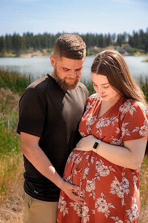 Shelby & Sterling - maternity - IMG_2167 - July 05, 2023 - Radiant Photography by Selina-Selina Gilchrist